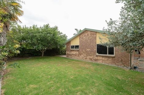 Photo of property in 215 Pukete Road, Pukete, Hamilton, 3200