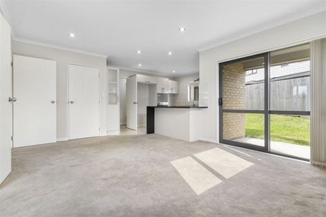 Photo of property in 88 Keri Vista Rise, Papakura, 2110