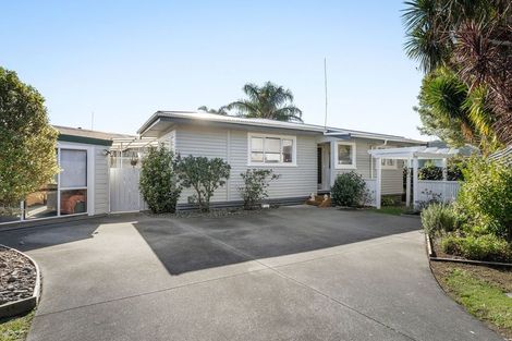 Photo of property in 16g Church Street, Katikati, 3129