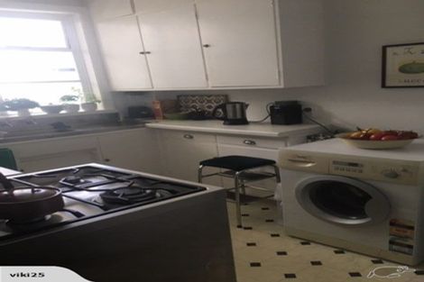 Photo of property in Nissen Court, 11d Hawker Street, Mount Victoria, Wellington, 6011