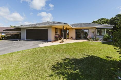 Photo of property in 14 Foxbridge Lane, Conifer Grove, Takanini, 2112