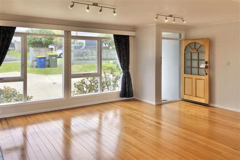 Photo of property in 9 Raeben Avenue, Hillcrest, Auckland, 0627