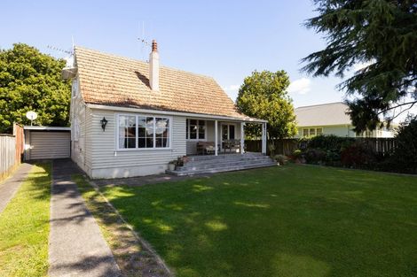 Photo of property in 74 Alfred Street, Fairfield, Hamilton, 3214