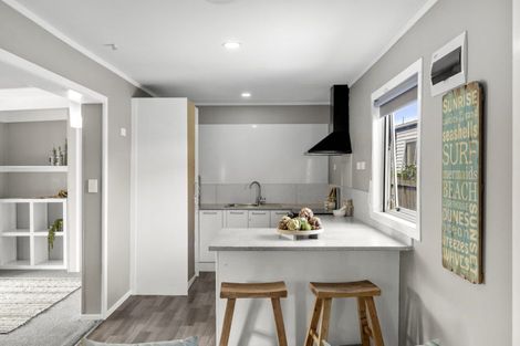 Photo of property in 824b Papamoa Beach Road, Papamoa Beach, Papamoa, 3118