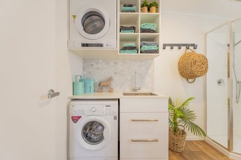 Photo of property in 3 Voyager Place, Cooks Beach, Whitianga, 3591