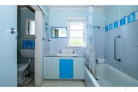 Photo of property in 5 Regent Street, Waimate, 7924