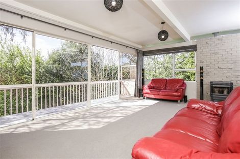 Photo of property in 52 Lynden Avenue, Hillcrest, Auckland, 0627