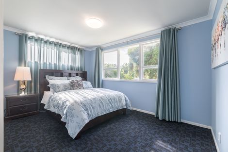 Photo of property in 15 Spargo Road, Massey, Auckland, 0614