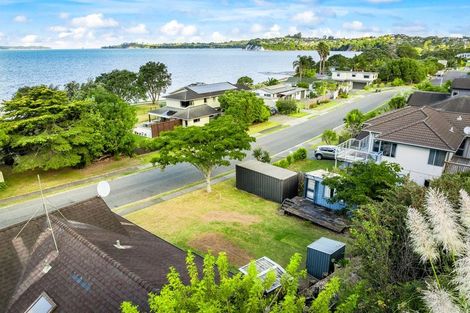 Photo of property in 10 Sunburst Avenue, Snells Beach, 0920