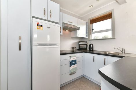 Photo of property in 7/219 Onewa Road, Birkenhead, Auckland, 0626