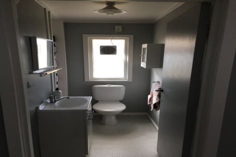 Photo of property in 7 Mcintyre Avenue, Mount Victoria, Wellington, 6011