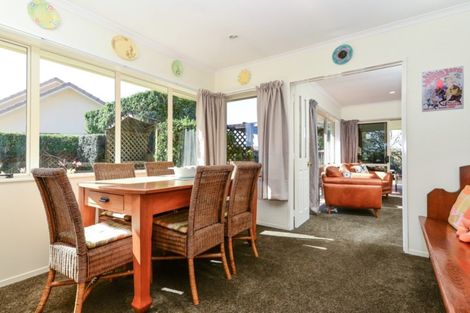 Photo of property in 19 Mangakoea Place, St Andrews, Hamilton, 3200