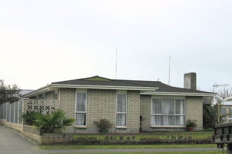 Photo of property in 15 Spriggs Crescent, Greenmeadows, Napier, 4112