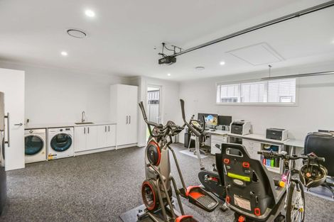 Photo of property in 25 Gee Place, Taradale, Napier, 4112