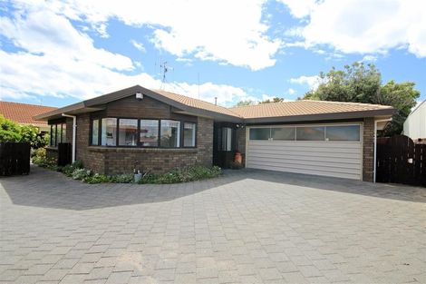 Photo of property in 25b Lotus Avenue, Mount Maunganui, 3116
