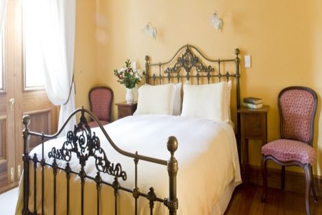 Photo of property in Mchardy Homestead, 11 Bracken Street, Hospital Hill, Napier, 4110