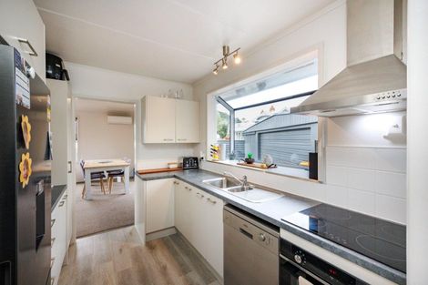 Photo of property in 21 Sutherland Crescent, Westbrook, Palmerston North, 4412