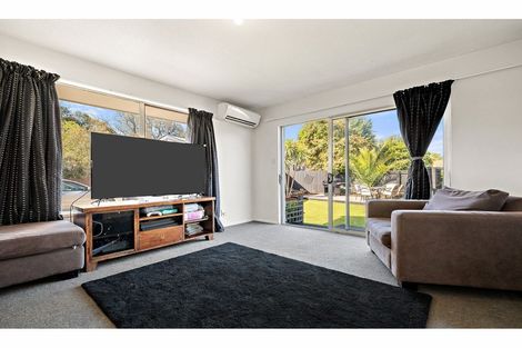 Photo of property in 2/50 Valecrest Avenue, Parklands, Christchurch, 8083