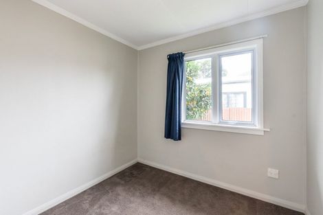 Photo of property in 43 Liverpool Street, Levin, 5510