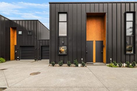 Photo of property in 2/12 Hume Street, Sydenham, Christchurch, 8023