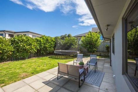 Photo of property in 16 Nelson Avenue, Aotea, Porirua, 5024