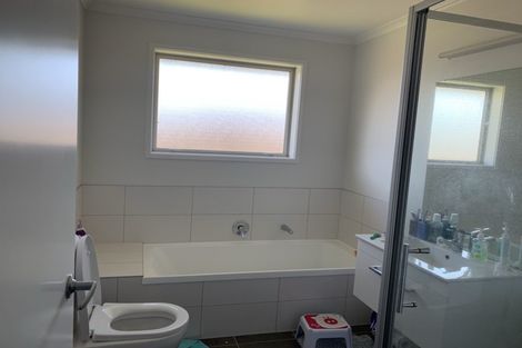 Photo of property in 96 Hillpark Drive, Pokeno, 2402