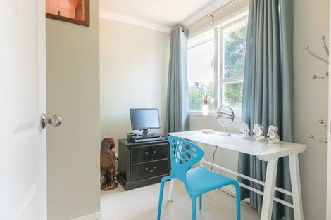 Photo of property in 15 Spargo Road, Massey, Auckland, 0614