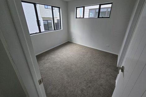 Photo of property in 3 Greenbrier Street, Westgate, 0814