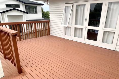 Photo of property in 33 Diana Drive, Glenfield, Auckland, 0627