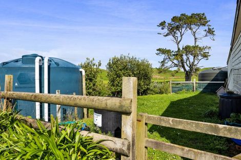 Photo of property in 282 Warea Road, Warea, New Plymouth, 4381