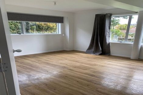 Photo of property in 70 Robbies Road, Shelly Park, Auckland, 2014