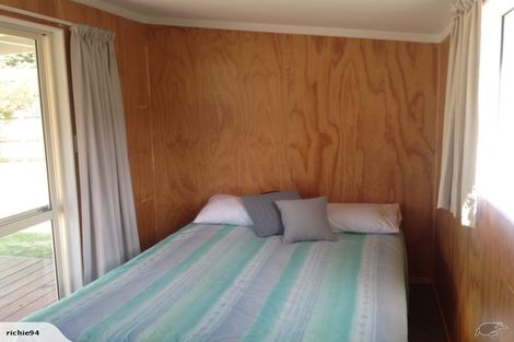 Photo of property in 11 Stack Road, Port Waikato, Tuakau, 2695