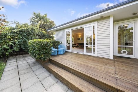 Photo of property in 7 Junction Street, Fairfield, Lower Hutt, 5011