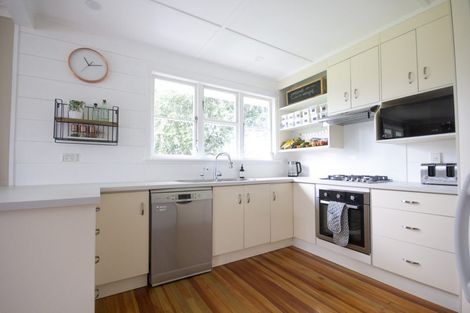 Photo of property in 61 Terou Street, Manaia, 4612