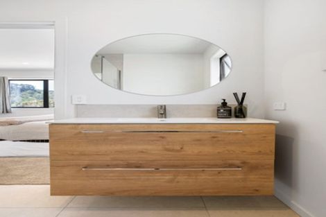 Photo of property in 18 Pinnacles Lane, Pauanui, 3579