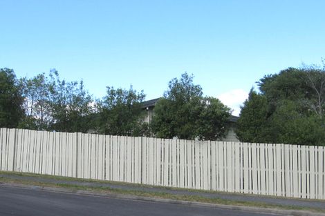 Photo of property in 10 Lagoon Way, West Harbour, Auckland, 0618