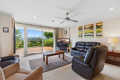 Photo of property in 32 Kereru Place, Pyes Pa, Tauranga, 3112