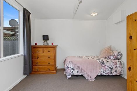 Photo of property in 324 Yaldhurst Road, Avonhead, Christchurch, 8042