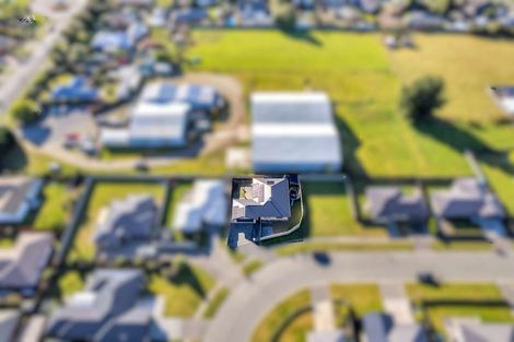 Photo of property in 19 Cressy Place, Darfield, 7510