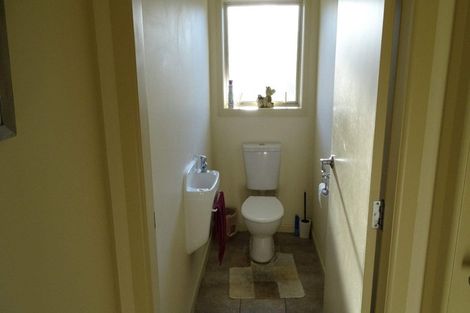 Photo of property in 24 Reeve Street, Levin, 5510