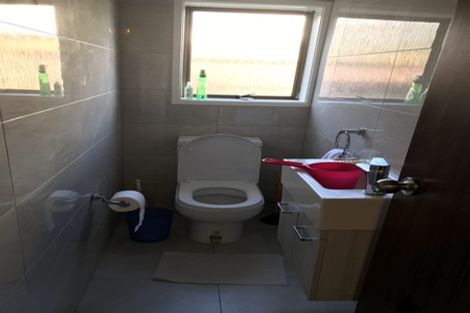 Photo of property in 2/164 Prince Regent Drive, Farm Cove, Auckland, 2012