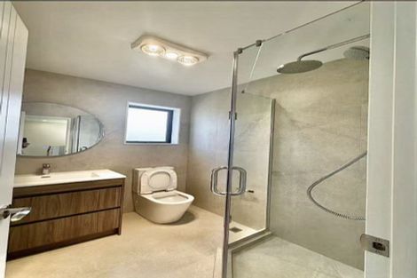 Photo of property in 15b Pipitea Place, Massey, Auckland, 0614