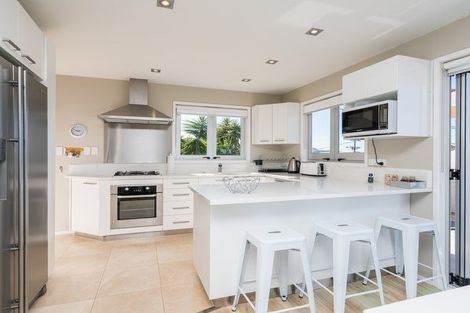 Photo of property in 32 Lincoln Street, Mangawhai Heads, Mangawhai, 0505