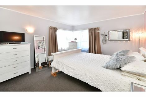 Photo of property in 56 Polkinghorne Drive, Manly, Whangaparaoa, 0930