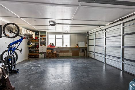 Photo of property in 25 Mahara Avenue, Manapouri, 9679