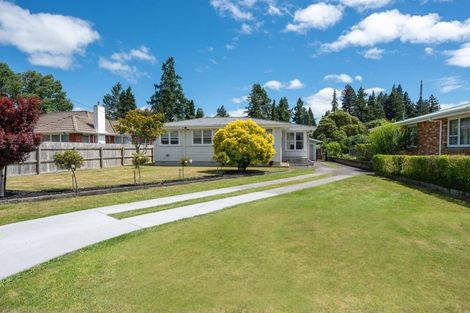 Photo of property in 35 Martin Street, Utuhina, Rotorua, 3015