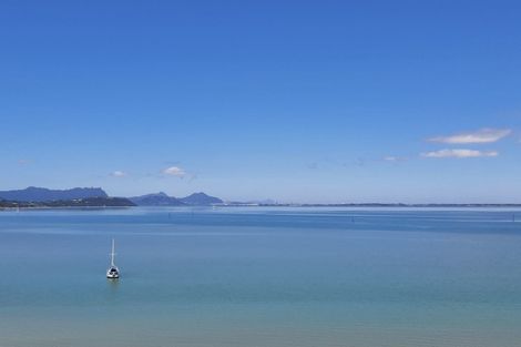 Photo of property in 122 Beach Road, Onerahi, Whangarei, 0110
