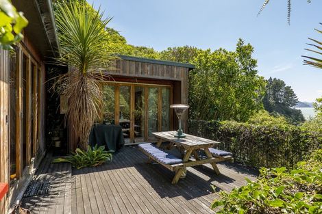 Photo of property in 135 Main Road, Allandale, Governors Bay, 8971