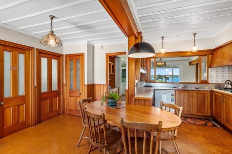 Photo of property in 38 Jubilee Avenue, Devonport, Auckland, 0624