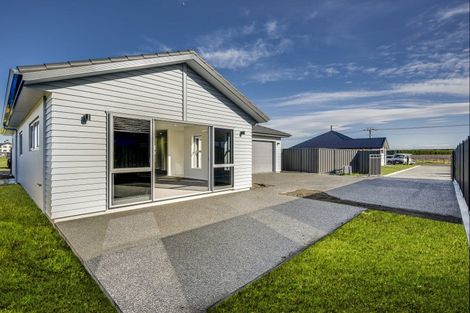 Photo of property in 94 Eriksen Road, Te Awa, Napier, 4110
